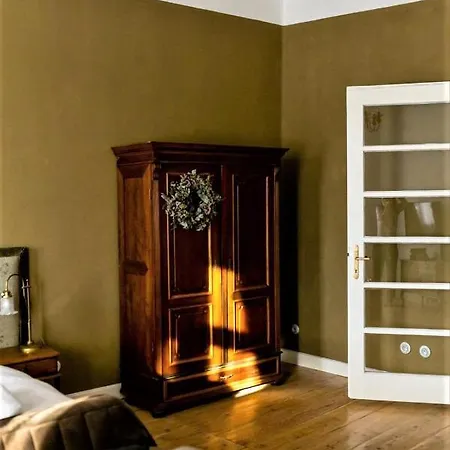 1620yr Apartman *